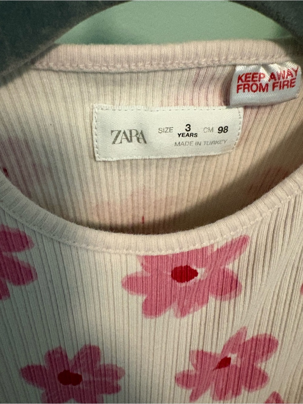 Zara Floral Ribbed Set - Picture 3 of 6